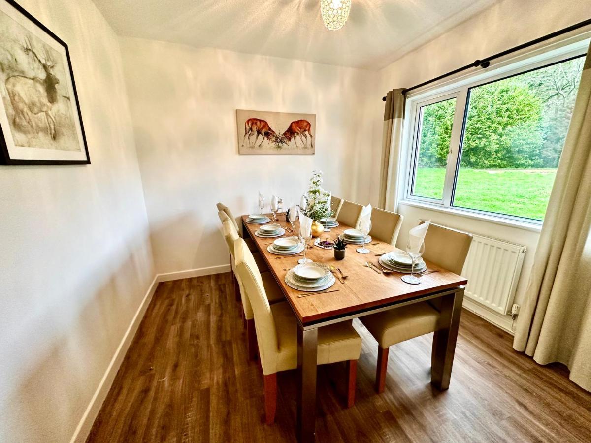 Three Bedroom Rural, Relaxing And Peaceful,Dogs Welcome! With Cymru Holidays Abergavenny ภายนอก รูปภาพ