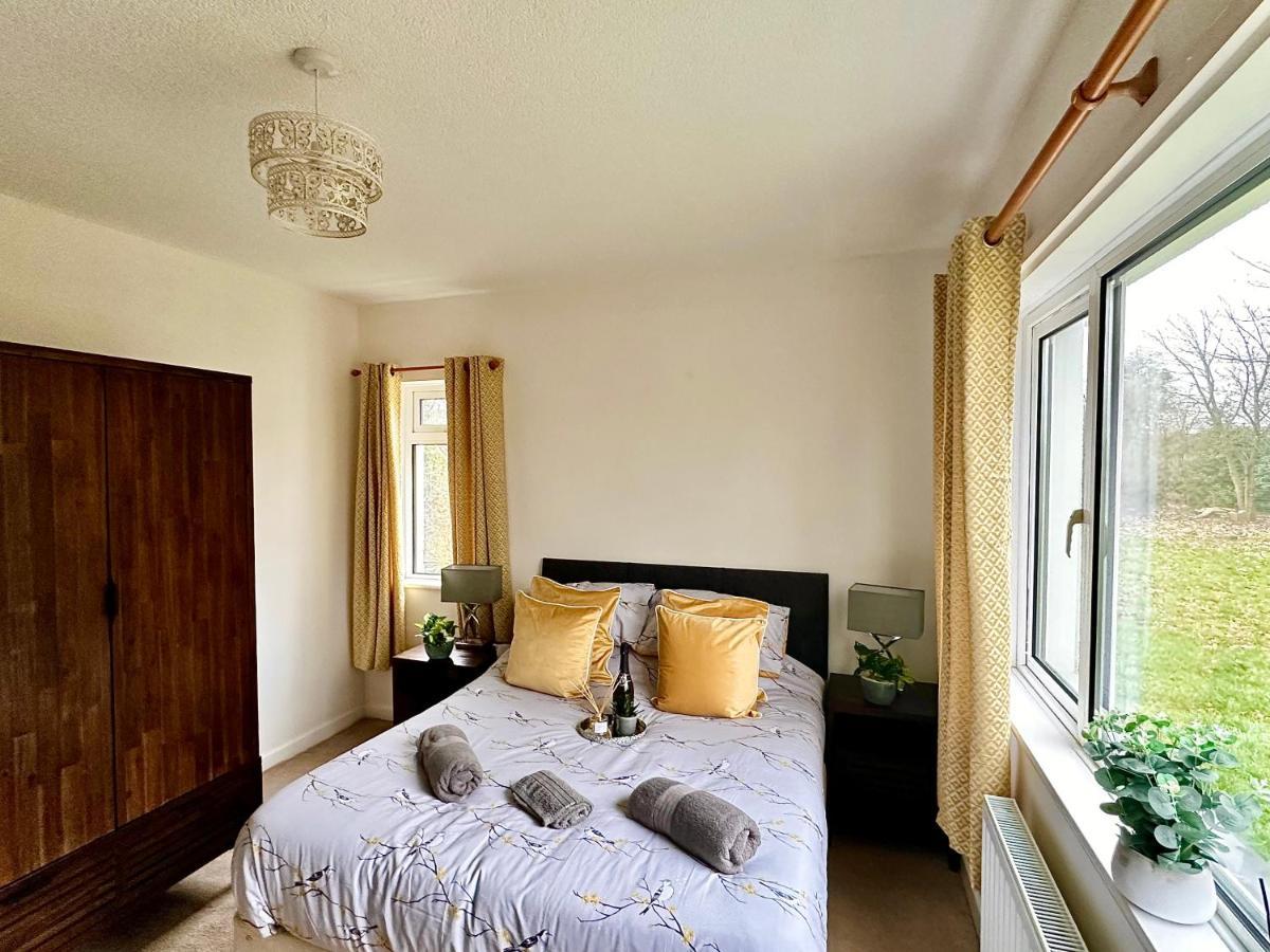 Three Bedroom Rural, Relaxing And Peaceful,Dogs Welcome! With Cymru Holidays Abergavenny ภายนอก รูปภาพ