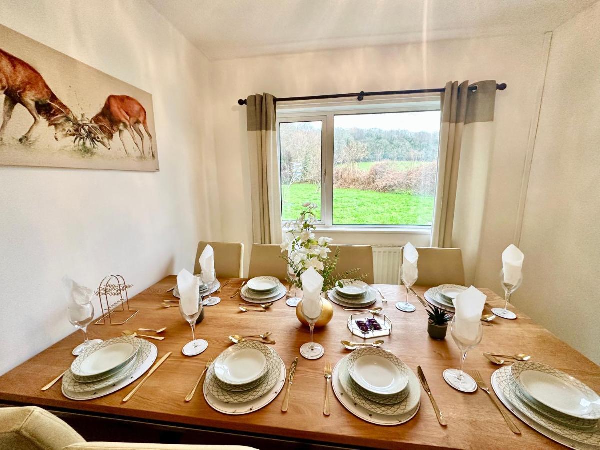 Three Bedroom Rural, Relaxing And Peaceful,Dogs Welcome! With Cymru Holidays Abergavenny ภายนอก รูปภาพ